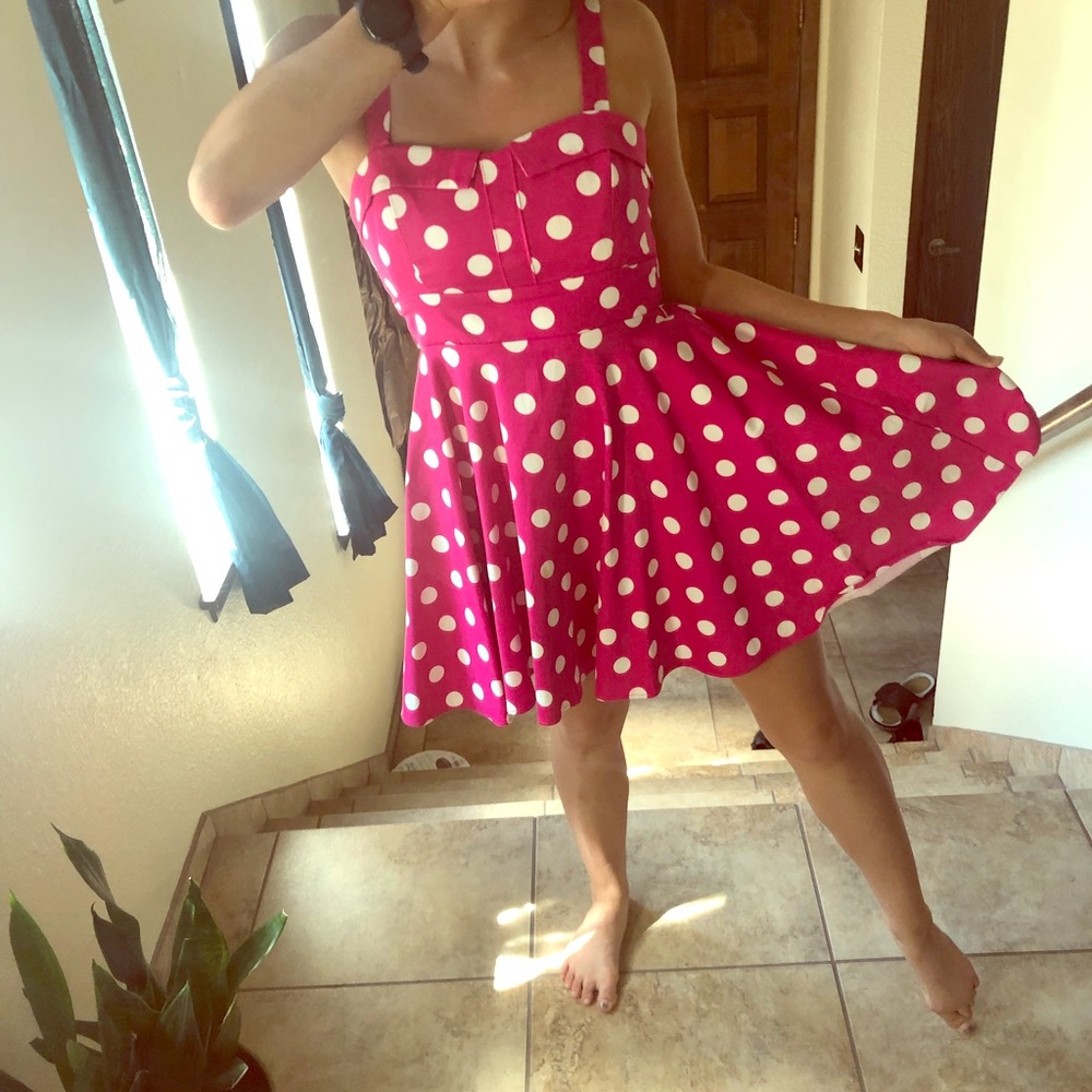 XS Pink/White Polka Dot Dress 🌺😻